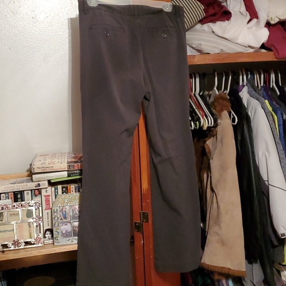 The limited grey pants - Picture 2 of 3